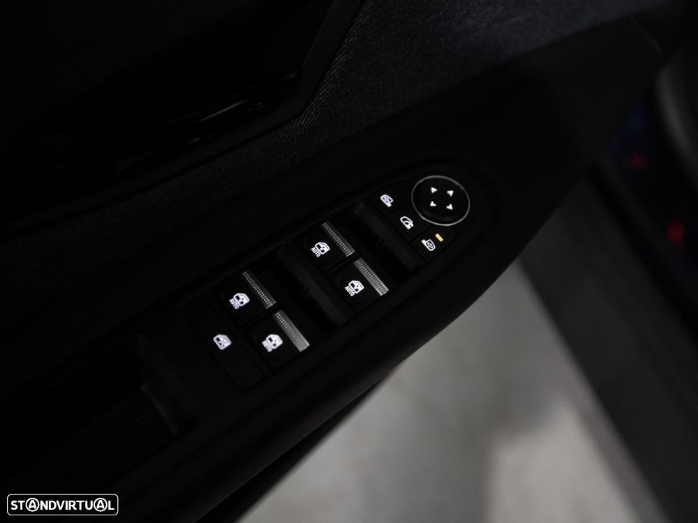 Renault 5 E-Tech 52 kWh Techno Autonomia Conforto - 26