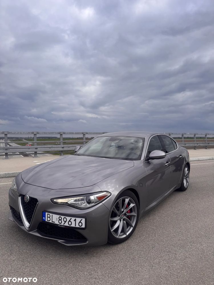 Alfa Romeo Giulia - 7