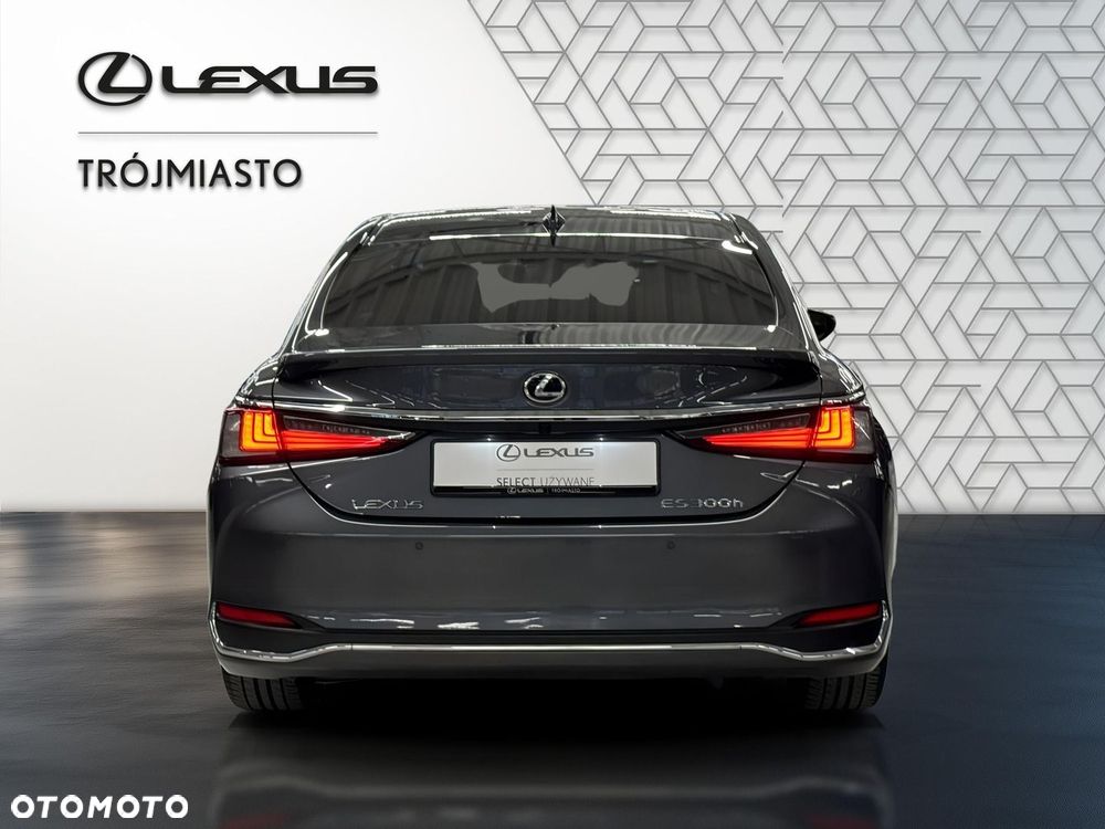 Lexus ES 300h Prestige - 4