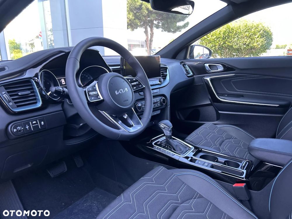 Kia XCeed 1.6 T-GDI Tribute DCT - 11