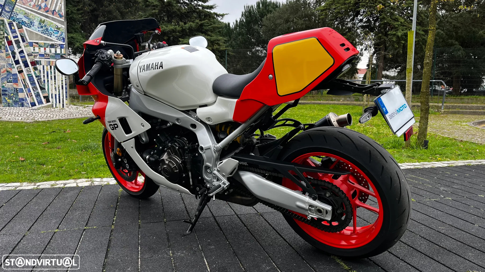Yamaha XSR 900 GP Pack Racer - 6