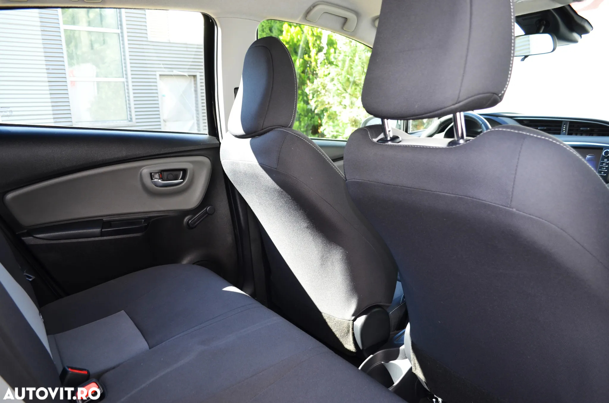 Toyota Yaris - 11