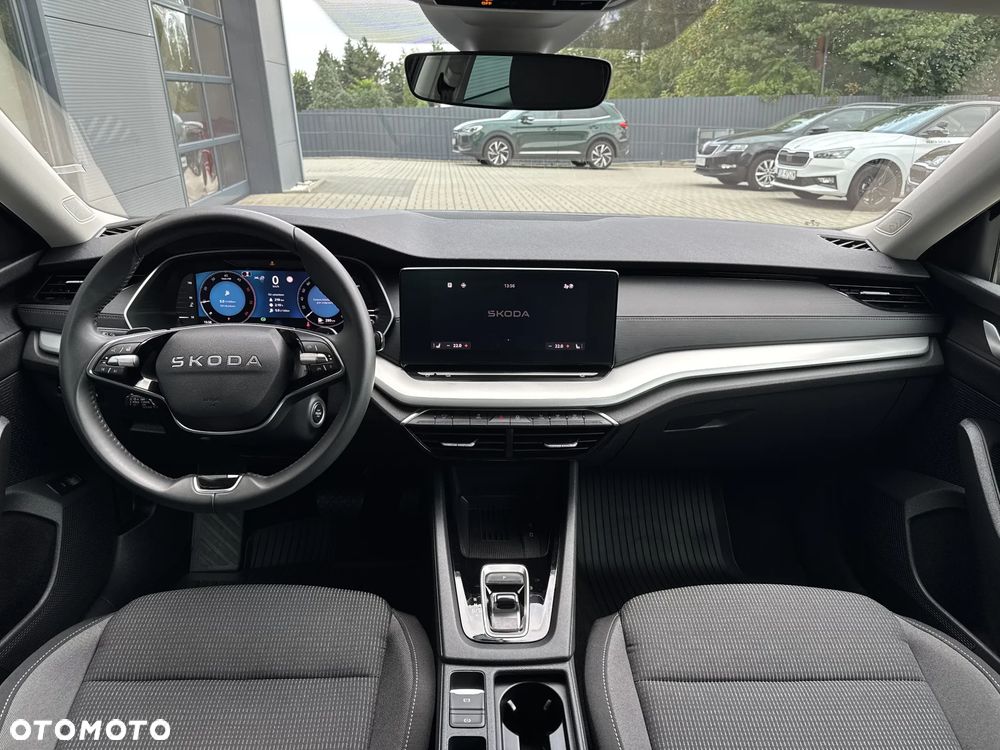 Skoda Octavia 2.0 TDI Edition 130 Selection DSG - 9