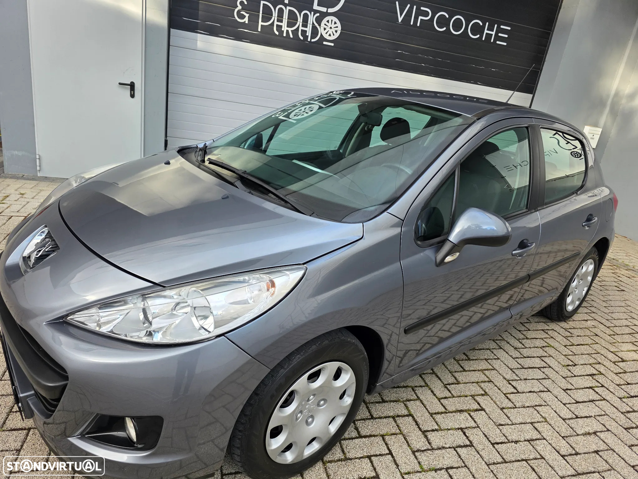 Peugeot 207 1.4 16V Active - 16