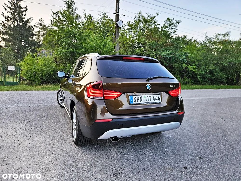 BMW X1 sDrive18i - 15