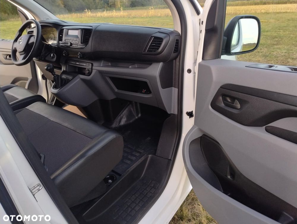 Opel Vivaro - 13