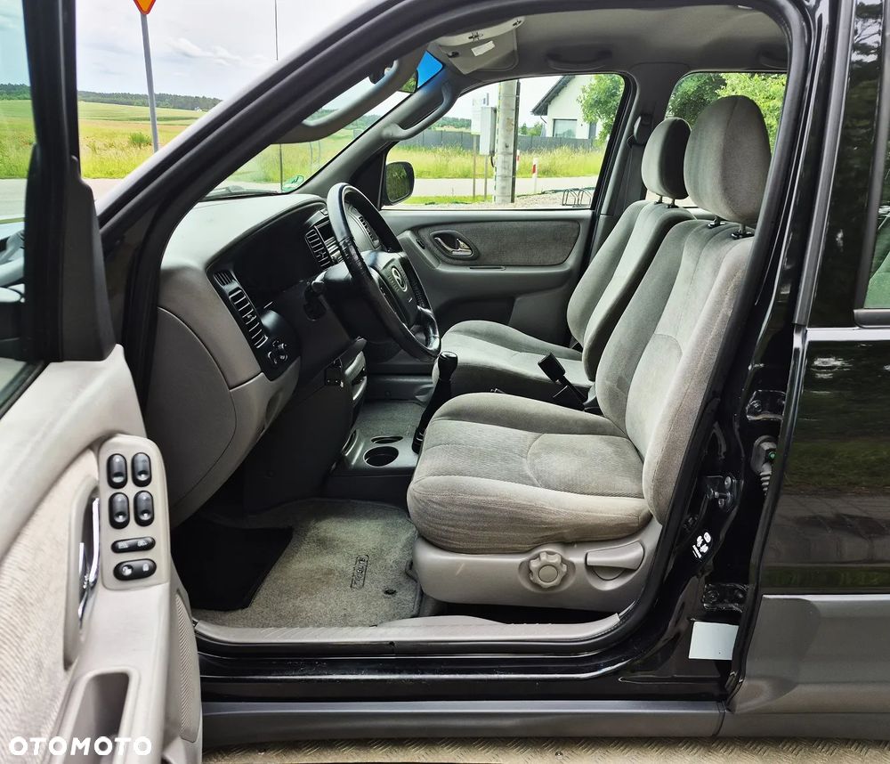 Mazda Tribute 2.0 Comfort - 14