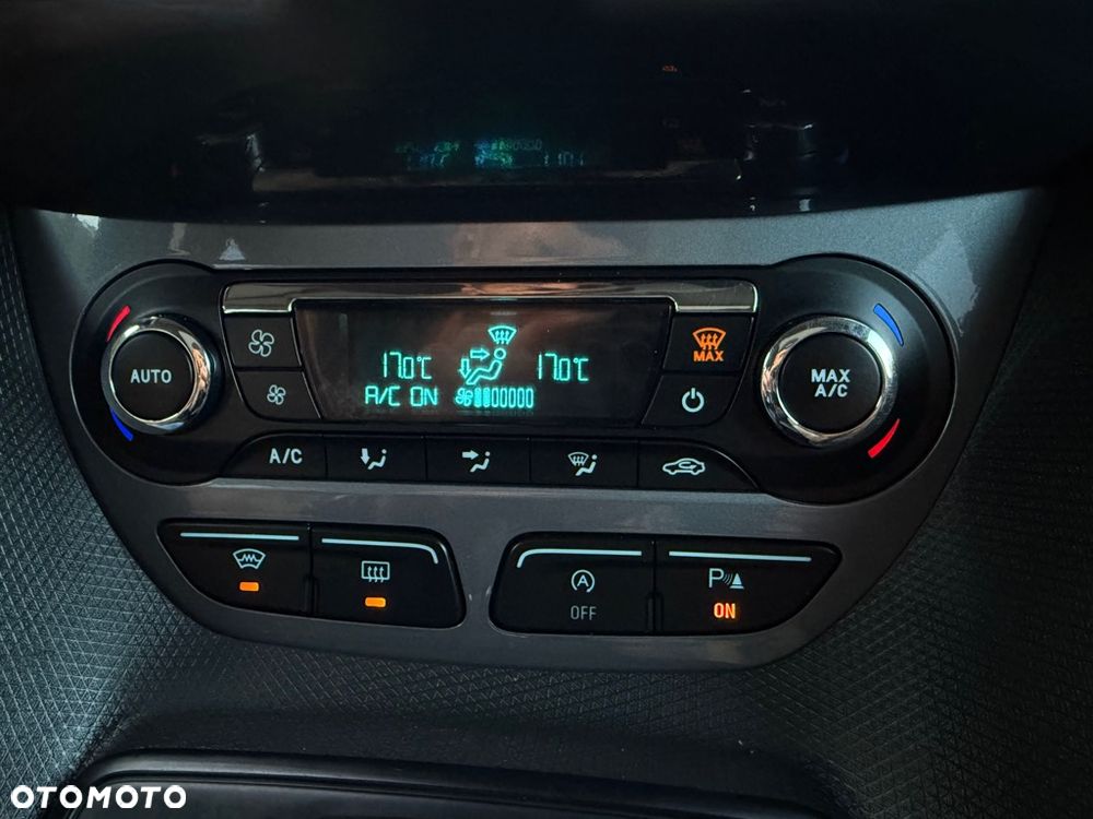 Ford Tourneo Connect Grand - 25