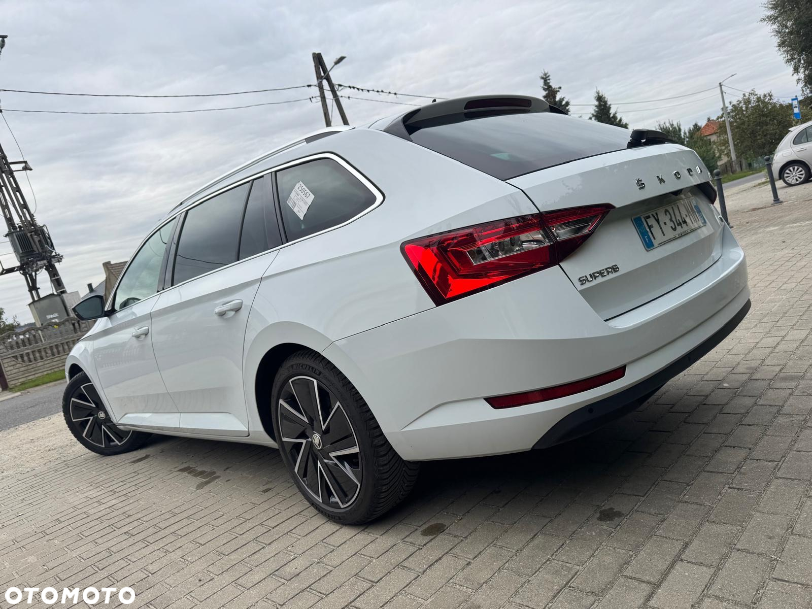 Skoda Superb 1.4 TSI Plug-In Hybrid Sportline DSG - 3