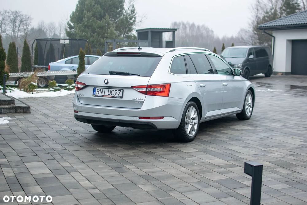 Skoda Superb - 14
