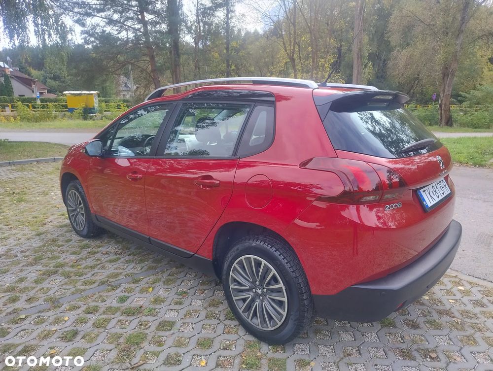 Peugeot 2008 PureTech 110 Stop&Start Style - 6