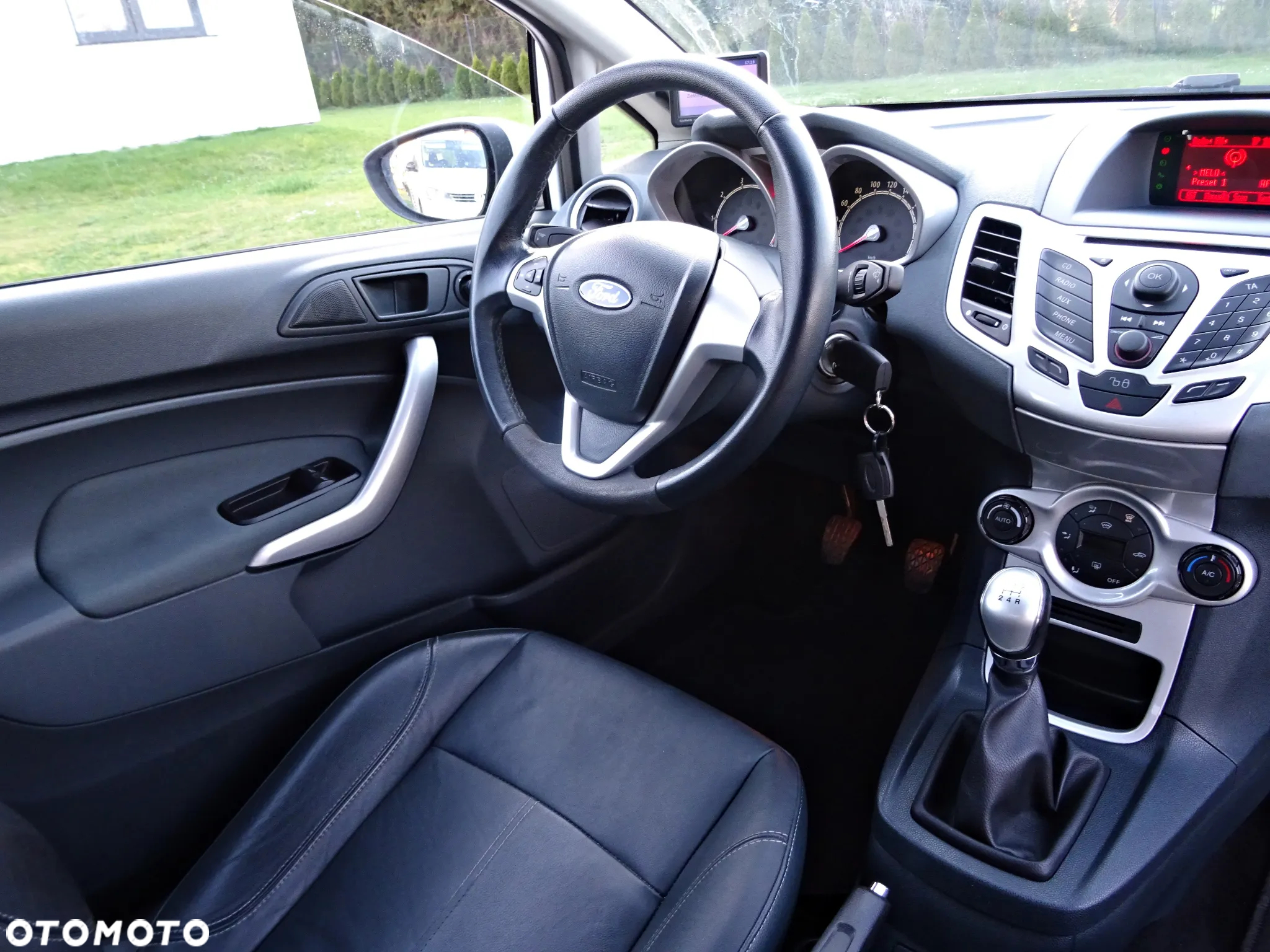 Ford Fiesta - 12
