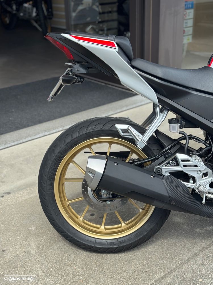 Yamaha YZF r125 - 4