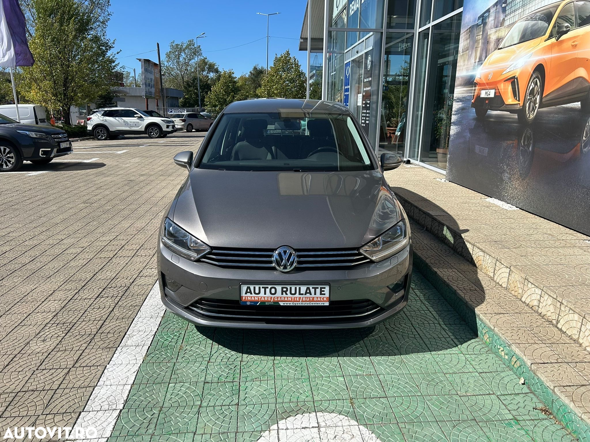 Volkswagen Golf Sportsvan 1.6 TDI DPF DSG BMT Highline - 6