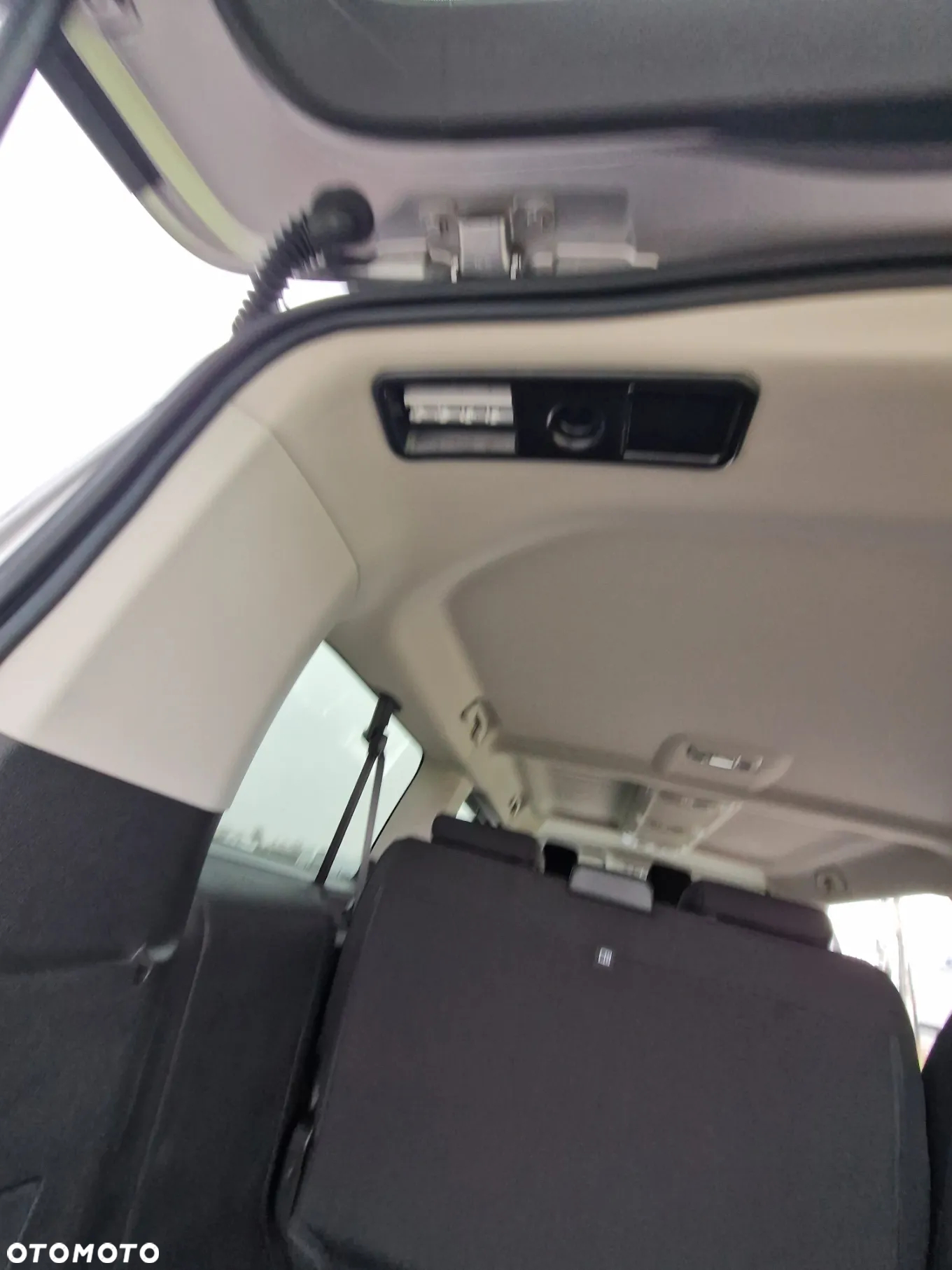 Opel Vivaro - 22