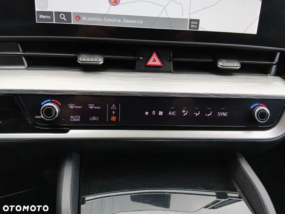 Kia Sportage 1.6 T-GDI MHEV Business Line 4WD DCT - 16