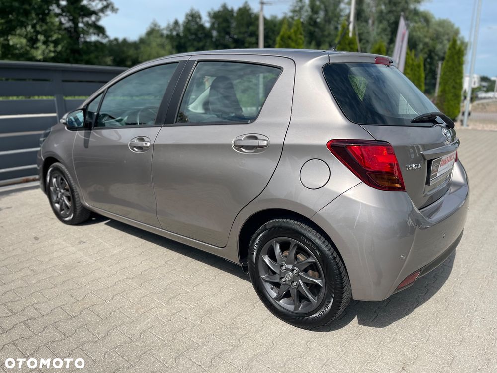 Toyota Yaris 1.33 VVT-i Edition - 10