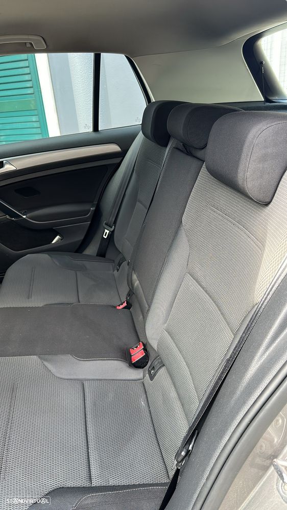 VW Golf 1.6 TDi BlueMotion Trendline - 9