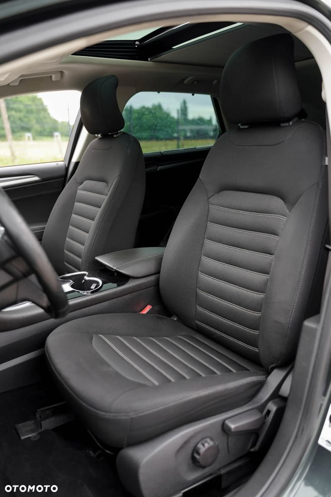 Ford Mondeo 2.0 TDCi Titanium - 14