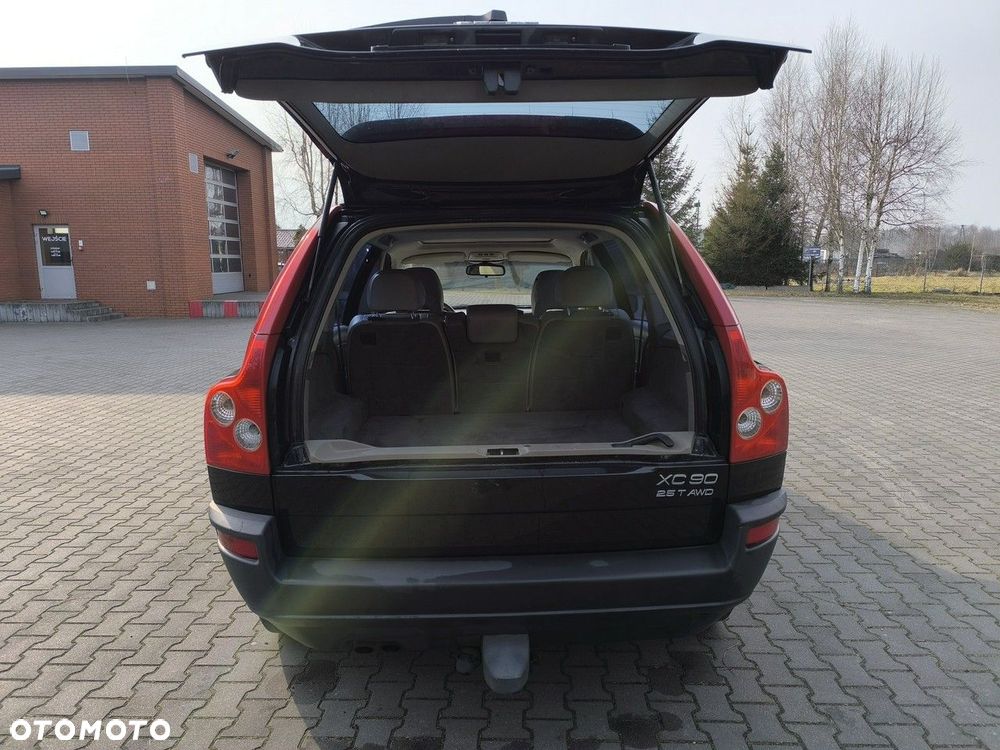 Volvo XC 90 - 22