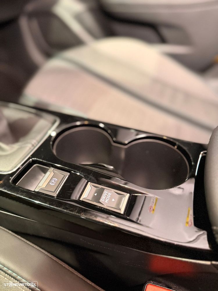 Peugeot 208 1.2 PureTech Allure - 38