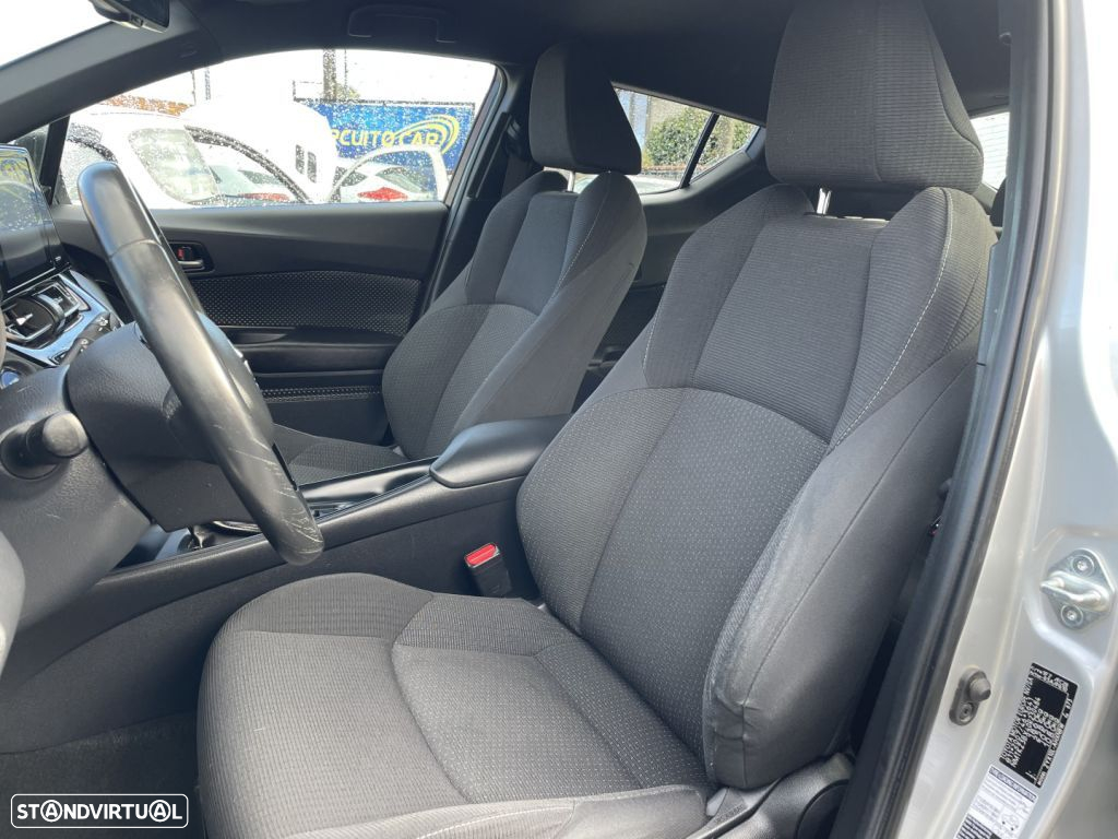 Toyota C-HR 1.8 Hybrid Exclusive - 18