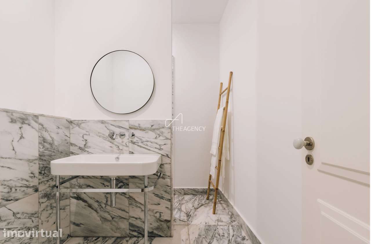 Apartamento T2 Autêntico no Centro Histórico de Lisboa - Grande imagem: 4/25
