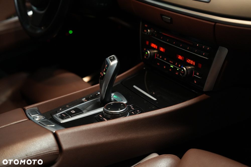 BMW 5GT 520d - 31