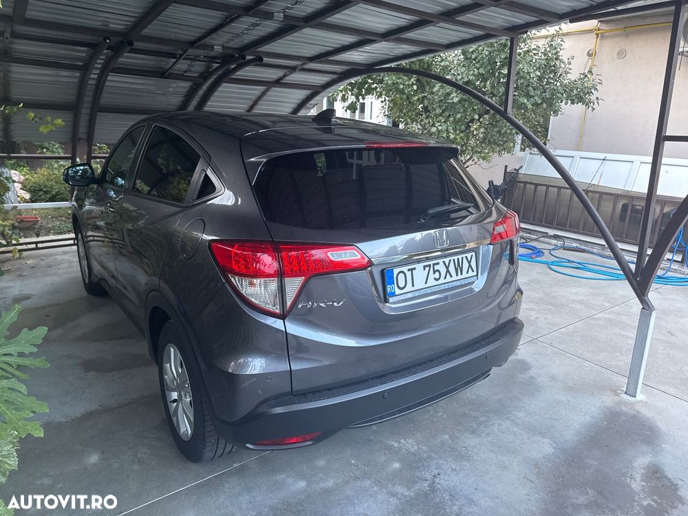 Honda HR-V 1.5 i-VTEC 4x2 CVT Executive - 4