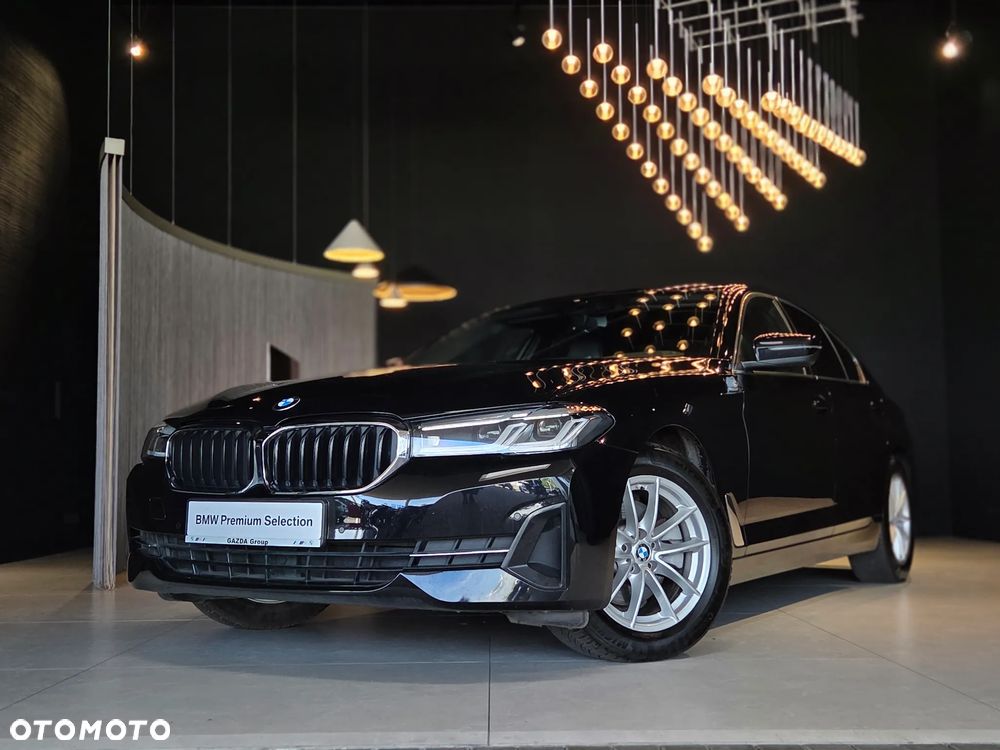 BMW Seria 5 520d xDrive MHEV - 1