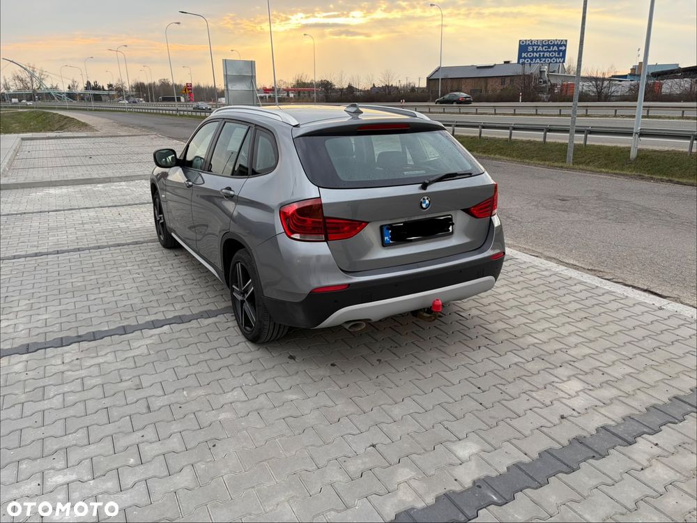 BMW X1 xDrive18d - 8