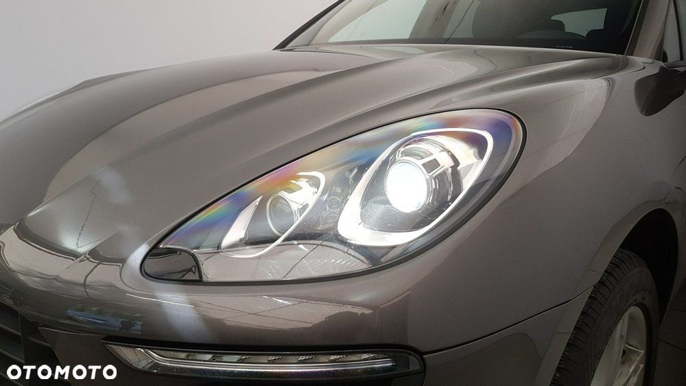 Porsche Macan - 10