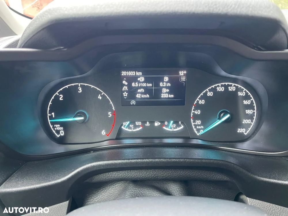 Ford Transit Connect - 13