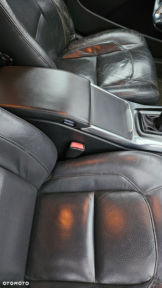 Volvo V70 D3 Momentum - 23