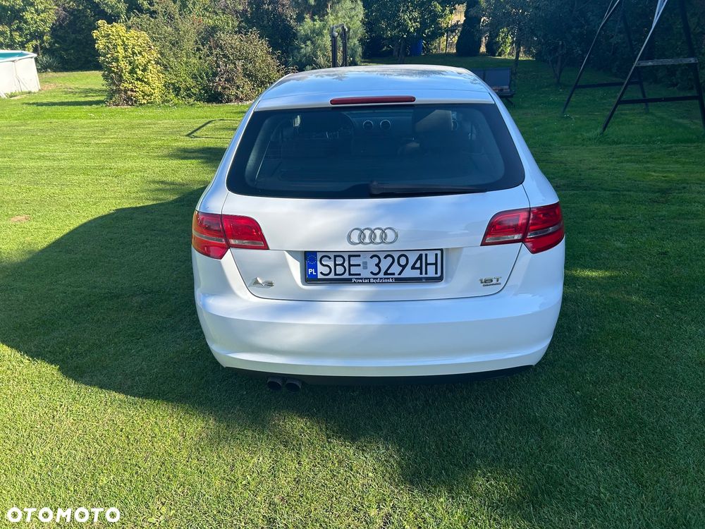 Audi A3 Sportback 1.8 TFSI quattro Ambiente - 7