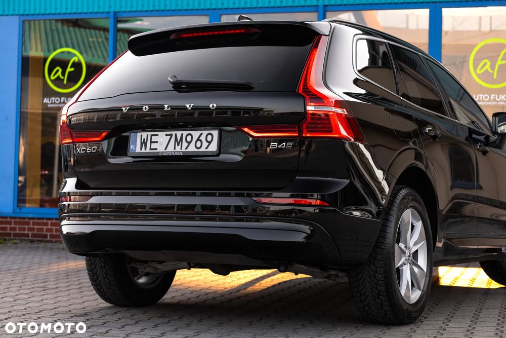 Volvo XC 60 B4 D AWD Core - 11