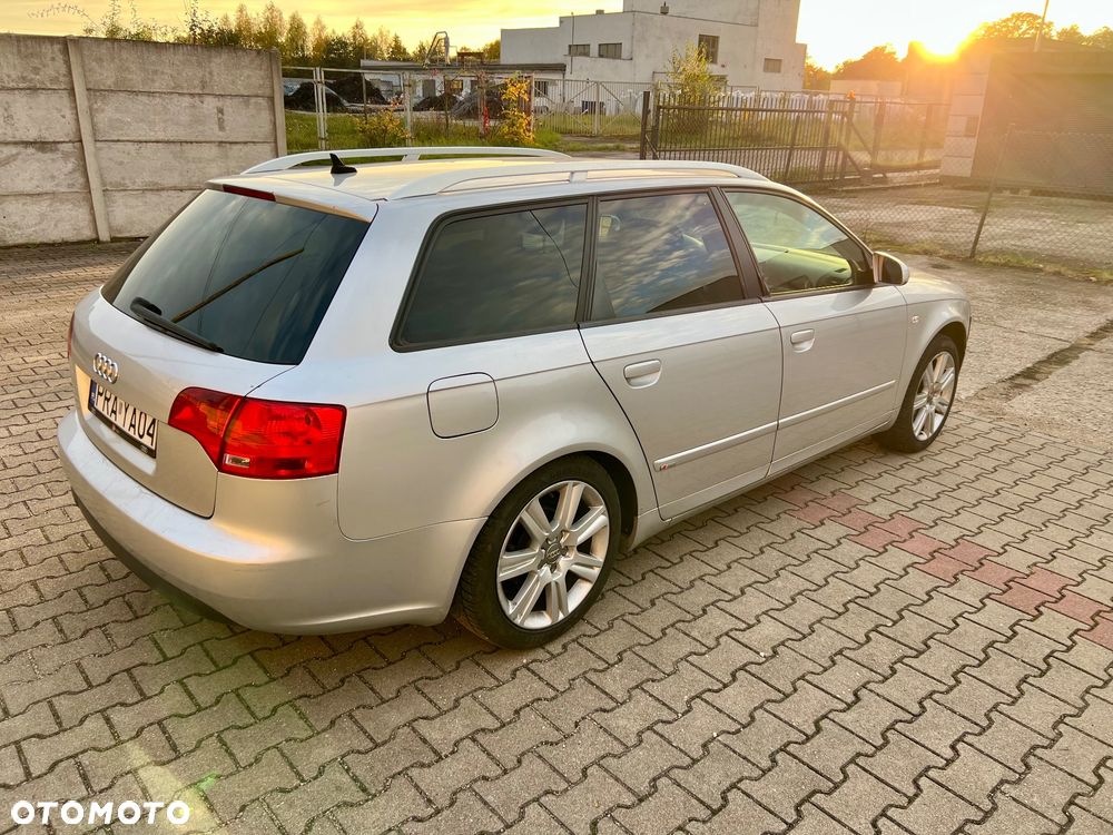 Audi A4 Avant 2.0 TDI - 11