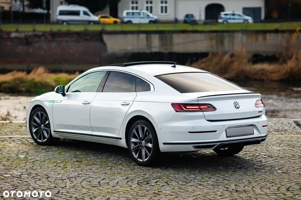 Volkswagen Arteon 2.0 TDI SCR 4Motion DSG Elegance - 16