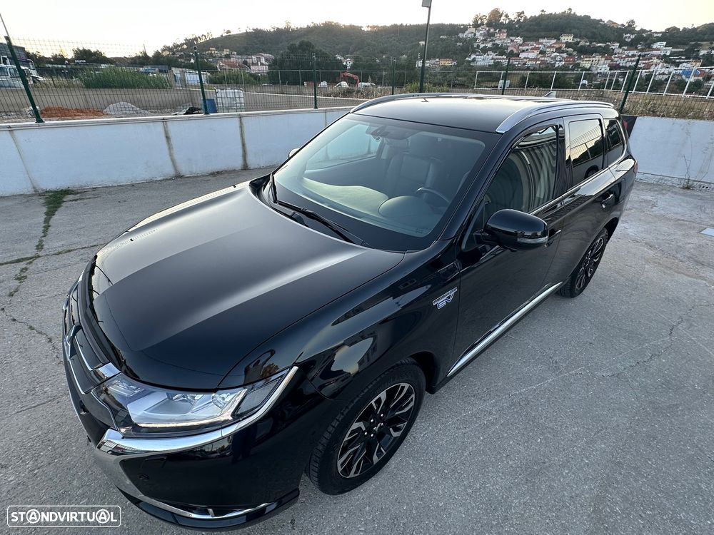 Mitsubishi Outlander 2.0 Intense Navi - 22