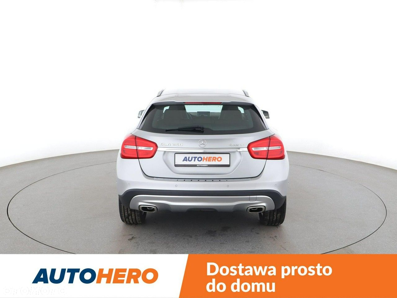 Mercedes-Benz GLA 250 4Matic 7G-DCT - 6