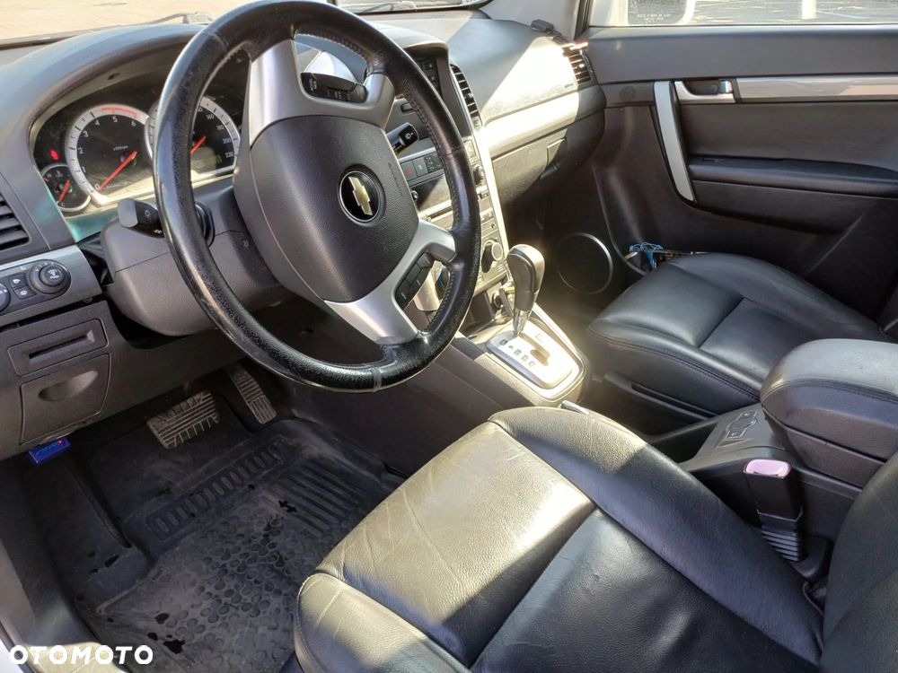 Chevrolet Captiva 2.0 d LT high 5os - 7