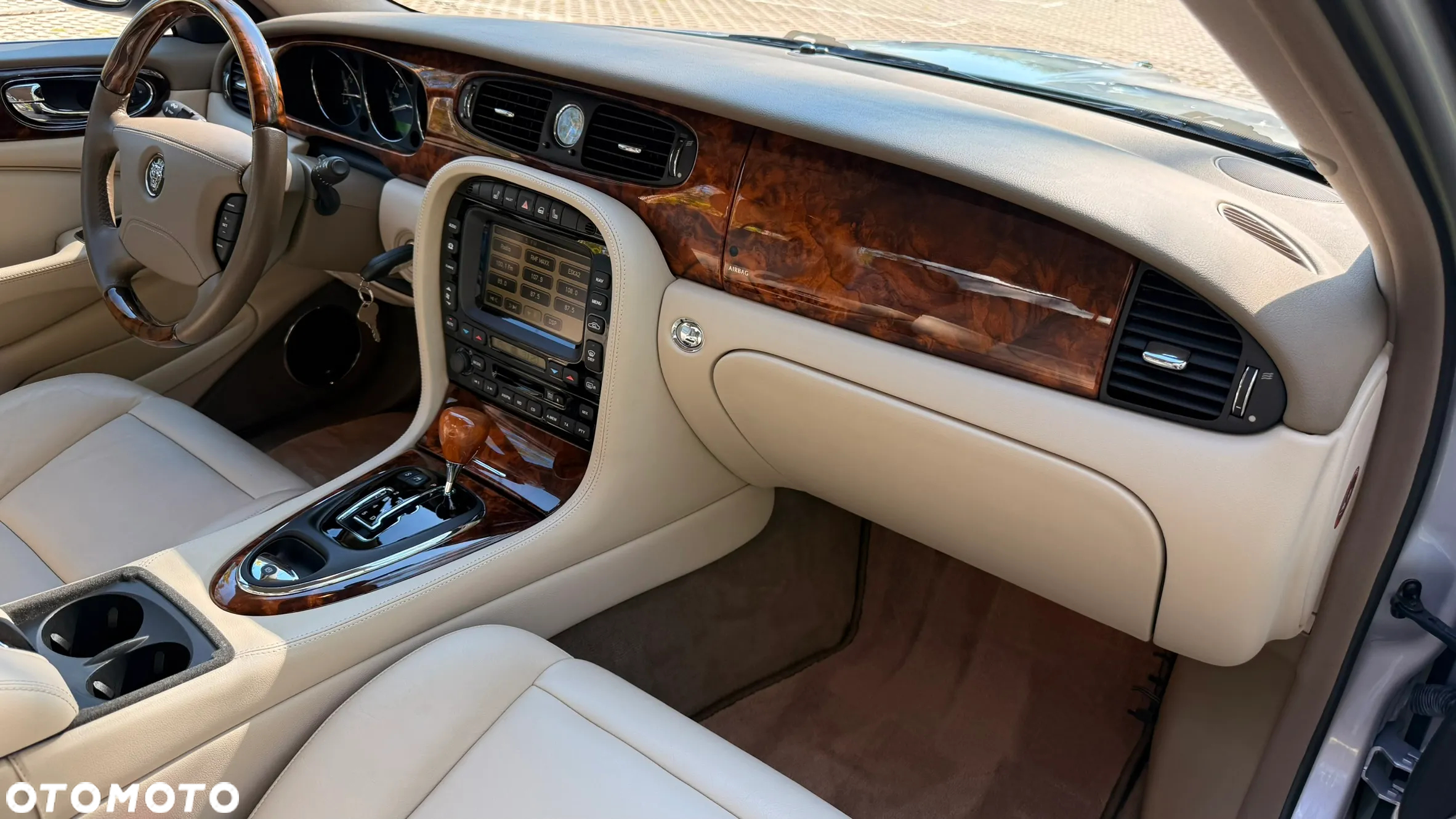Jaguar XJ XJ8 4.2 - 16