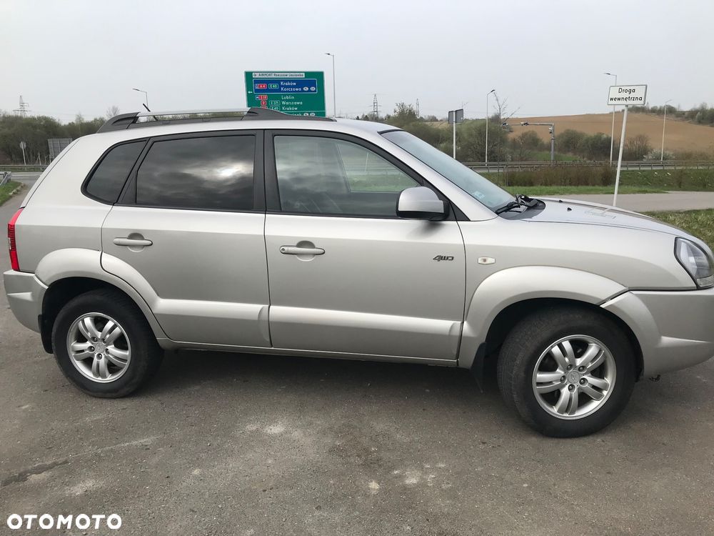 Hyundai Tucson 2.0 CRDi VGT 4WD GLS - 7