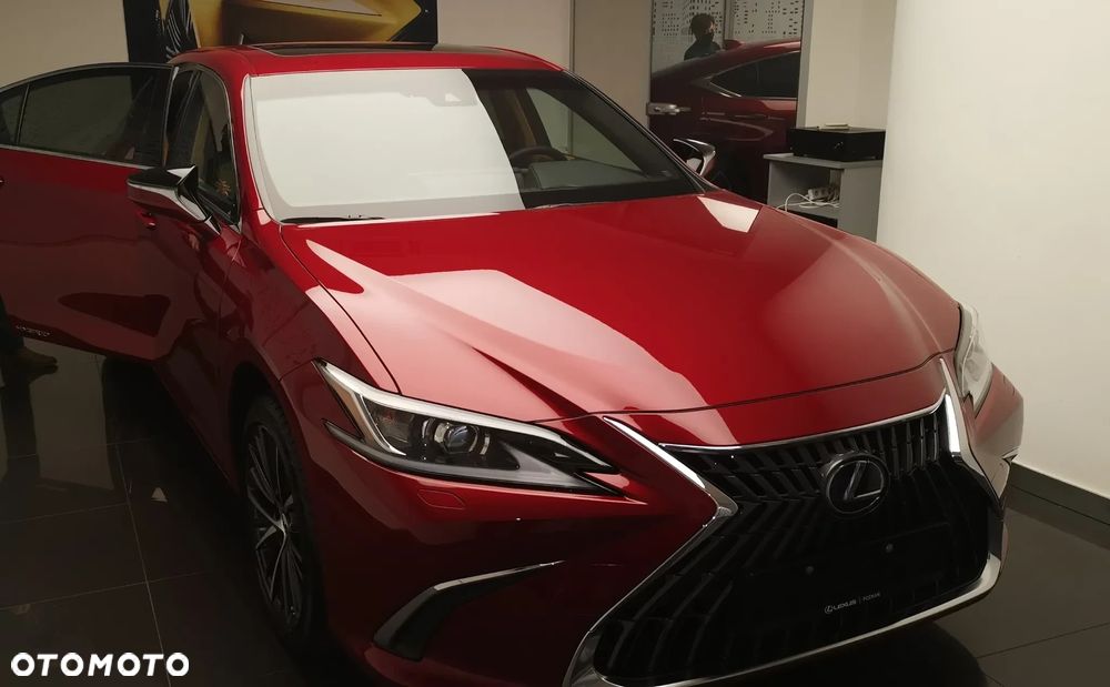 Lexus ES 300h Business Edition + - 2