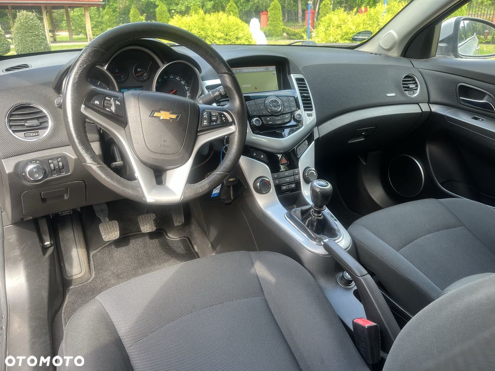 Chevrolet Cruze - 5