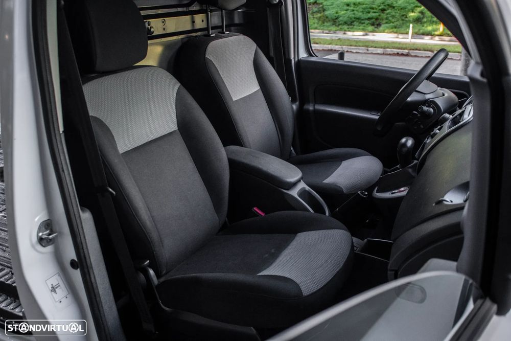 Renault Kangoo E-Tech Confort - 25