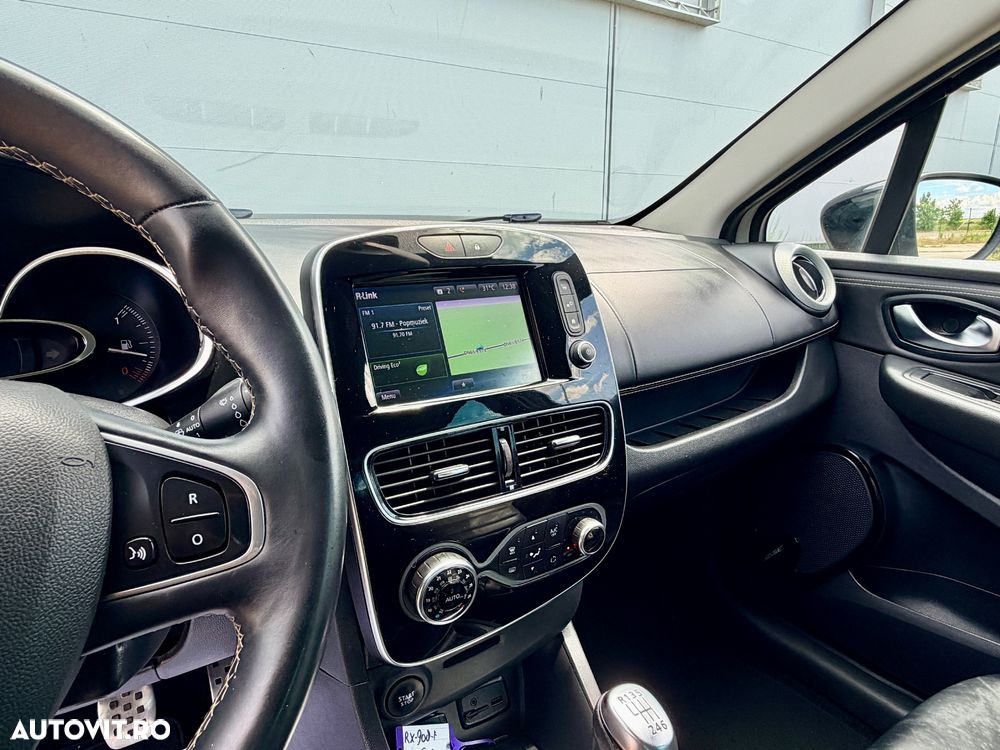 Renault Clio - 30