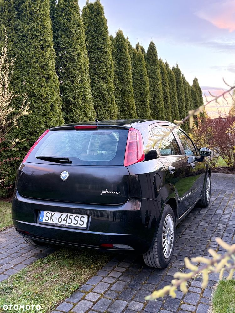 Fiat Grande Punto - 4