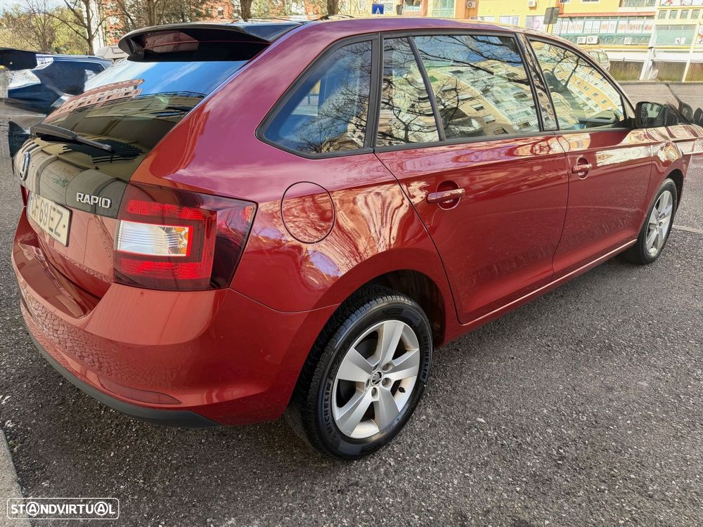 Skoda Rapid Spaceback 1.4 TDI DSG Style - 22