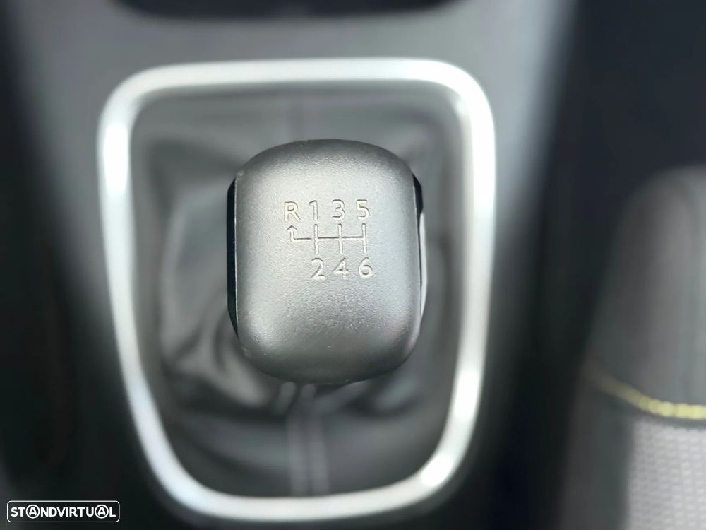 Citroën C3 1.2 PureTech Shine Pack - 9